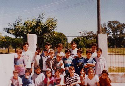 Patio frontal de la institucion