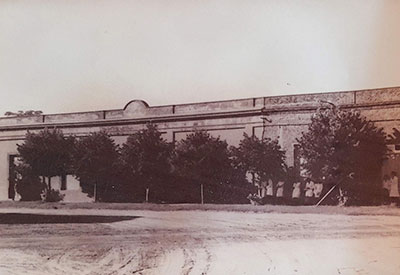 Fachada de la secundaria